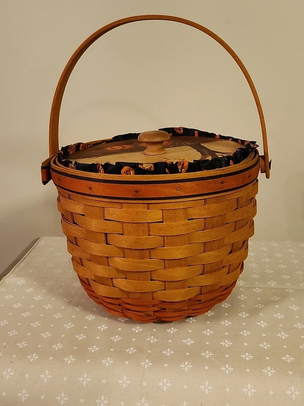 Longaberger 1995 Pumpkin Basket With Hand Painted Lid